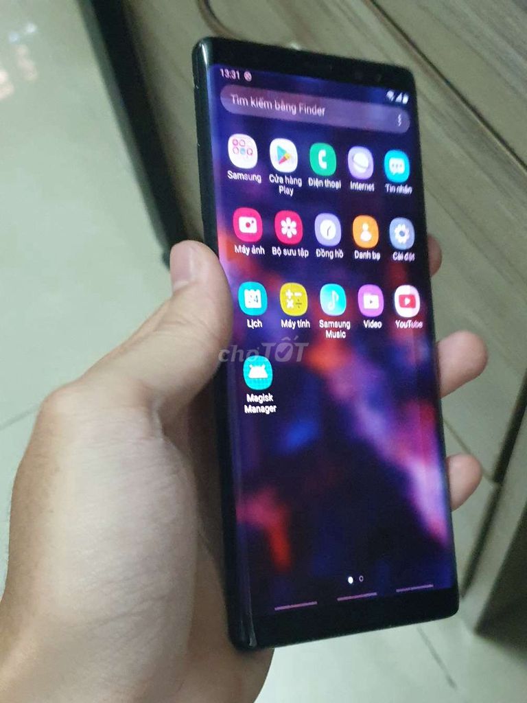 Cầm note8 như dũng sĩ cầm long đao