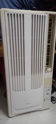 cần bán máy lạnh di động cửa sổ. Mua bán Máy lạnh, điều hoà tại Quận 1 Tp Hồ Chí Minh được đăng bởi Nguyễn Hùng