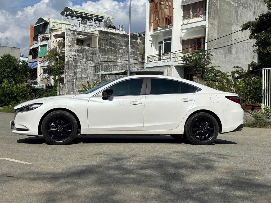 Mazda 6 2023 Premium 2.0 AT - 37000 km. Mua bán Ô tô tại Quận 8 Tp Hồ Chí Minh được đăng bởi Cửa hàng ô tô cũ TRUST CARS hình 8