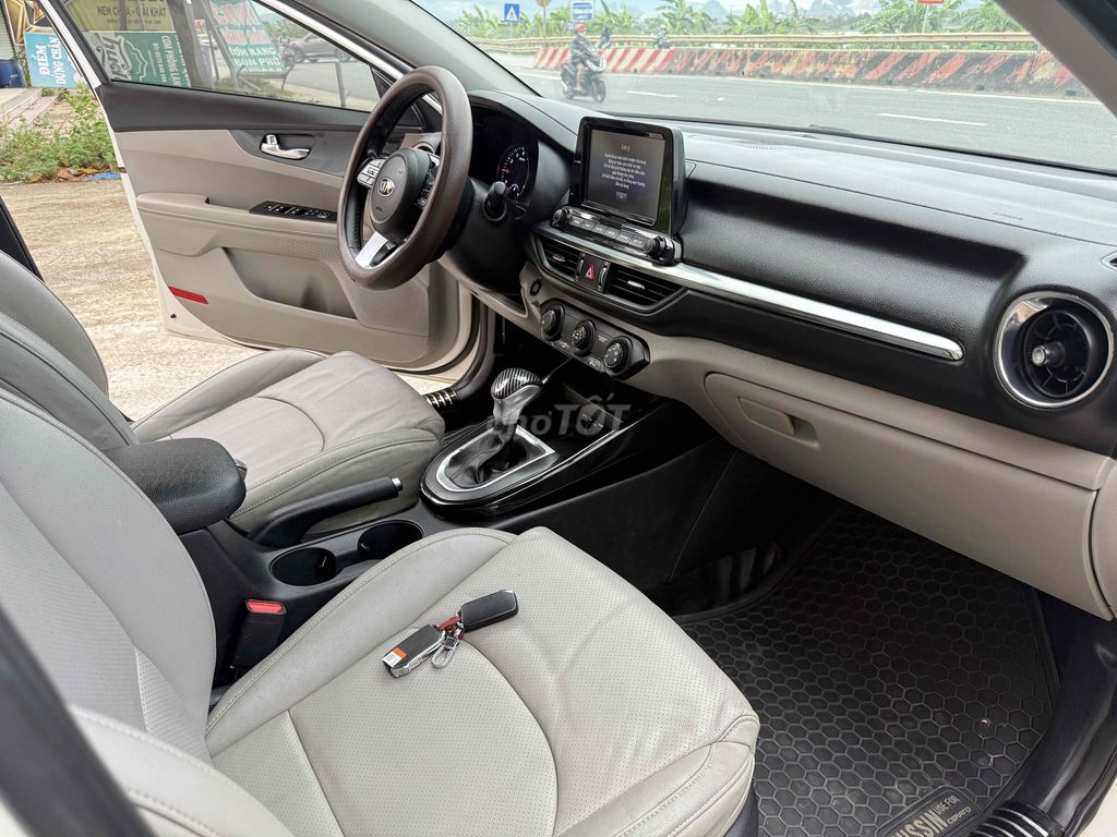 Kia Cerato 1.6 AT Deluxe 2020 ĐK 2021 một chủ. Mua bán Ô tô tại Huyện Hà Trung Thanh Hóa được đăng bởi Nguyễn đức Tuân hình 12