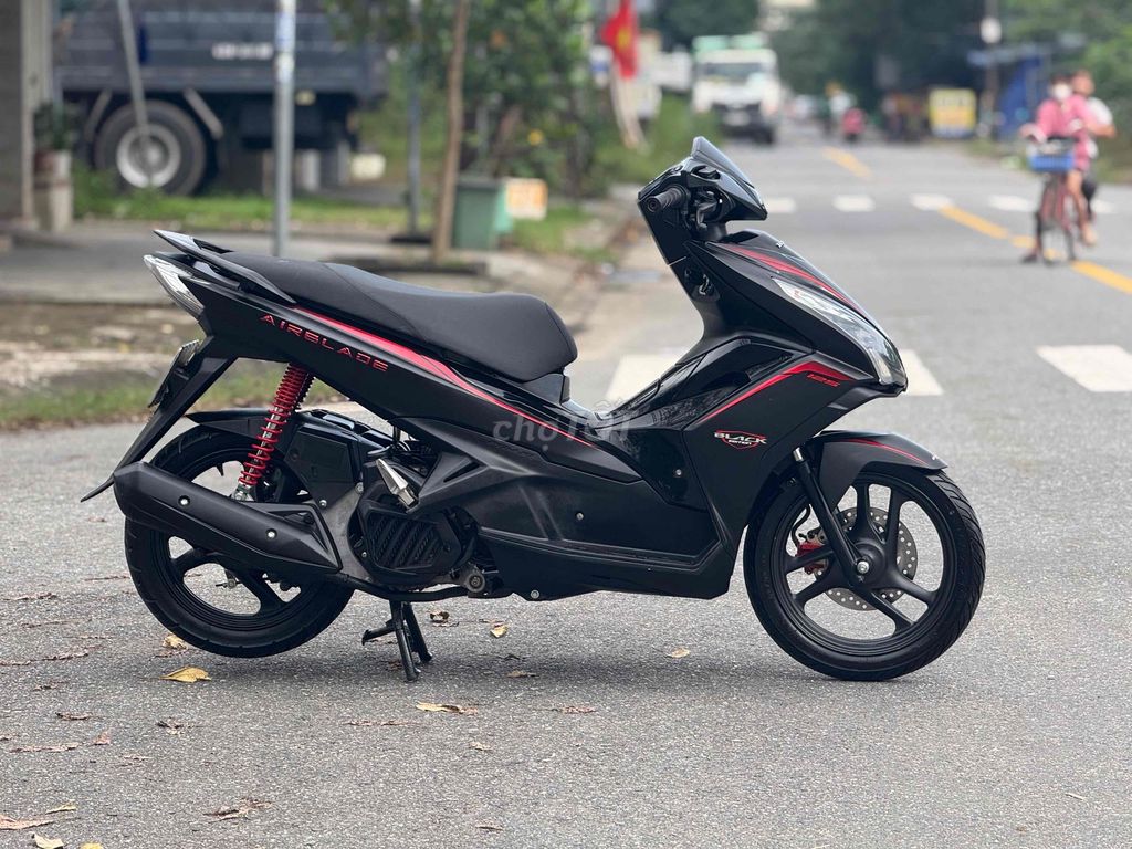 honda- air blade 2015. Mua bán Xe máy tại Quận Liên Chiểu Đà Nẵng được đăng bởi Mạnh hổ hình 5