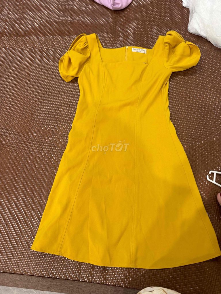 Váy Charme store nữ size M. Mua bán Quần áo tại Thành phố Nam Định Nam Định được đăng bởi thu tran hình 1