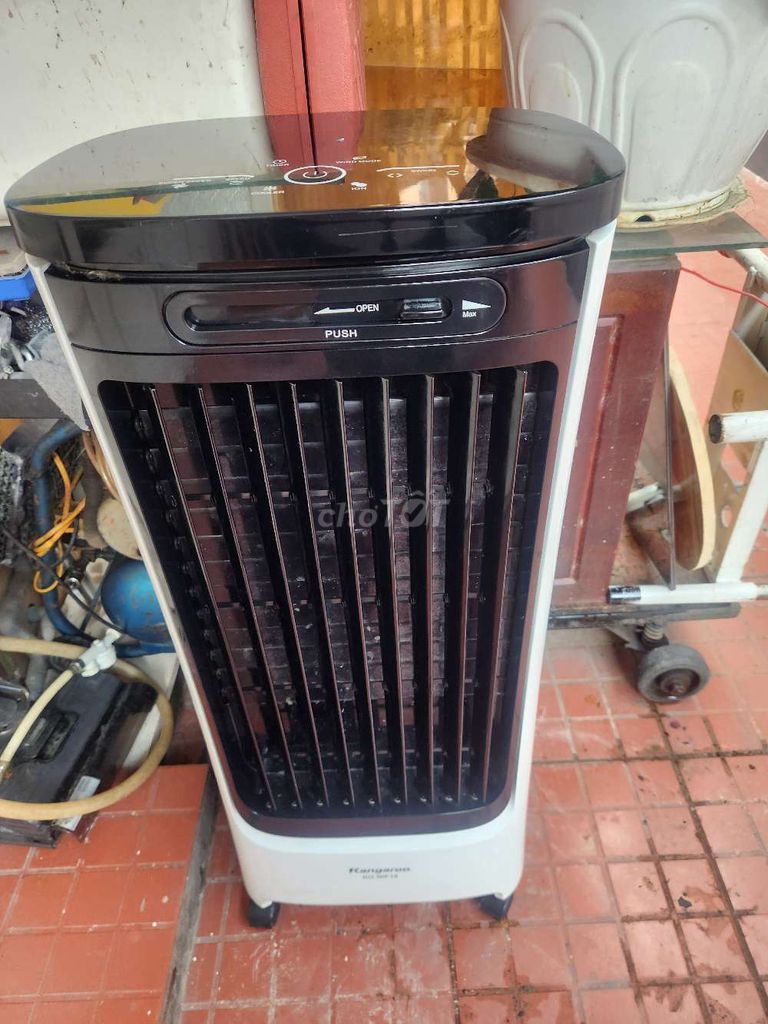 Quạt hơi nước Kangaroo KG-50F Trắng Đen. Mua bán Quạt tại Quận 7 Tp Hồ Chí Minh được đăng bởi nguyễn văn đông  hình 1