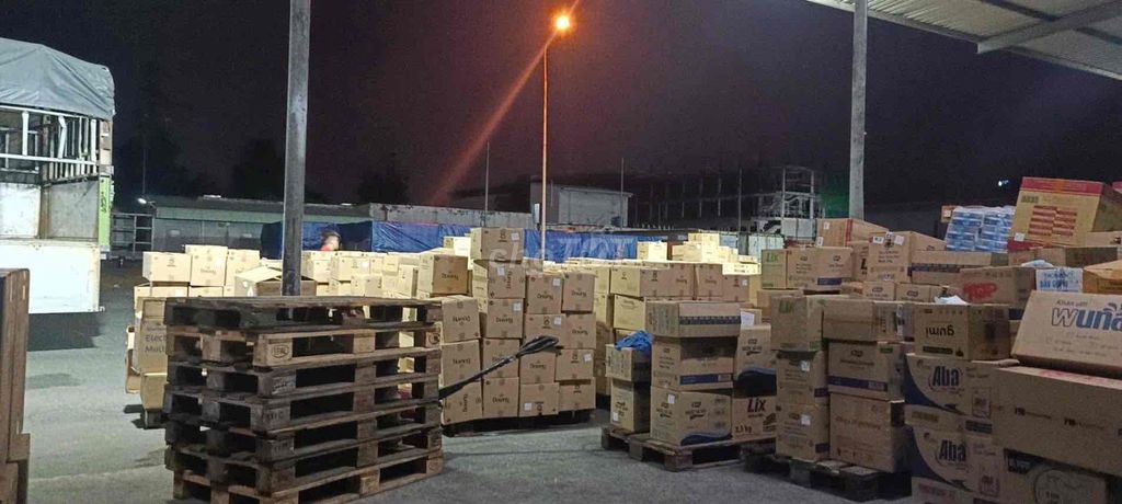 Dịch vụ bốc xếp hàng hóa. Dịch vụ tại Huyện Bình Chánh Tp Hồ Chí Minh được đăng bởi h hình 1