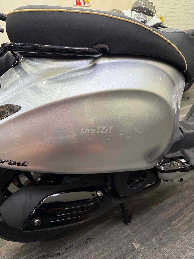 Vespa sprint bạc posche , chính chủ. Mua bán Xe máy tại Quận 11 Tp Hồ Chí Minh được đăng bởi Thành Phú hình 5