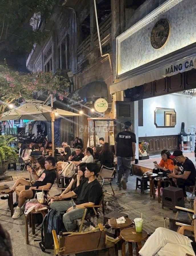 Vỉa hè rộng - Mặt bằng MT Yersin, Quận 1 - DT 7x7m, GIÁ Thương lượng