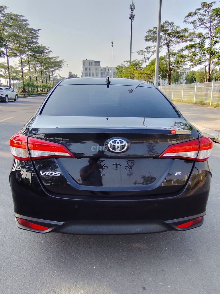 Toyota Vios 1.5E 2023 Đen 4,2 vạn xe CHẤT ĐẸP MỚI. Mua bán Ô tô tại Quận Hoàng Mai Hà Nội được đăng bởi Mr Chốt Auto hình 6