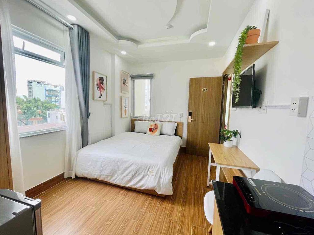 cho thuê phòng Full Nội Thất, Cửa sổ Thoáng, Thang máy_Nguyễn Trãi, Q1
