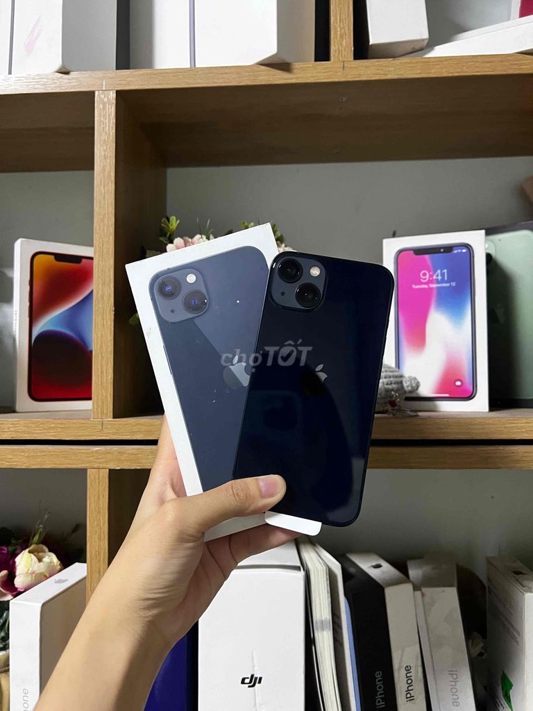 Apple iPhone 13 Đen Mới LOCK. Mua bán Điện thoại tại Quận 7 Tp Hồ Chí Minh được đăng bởi Trâm bán táo  hình 1