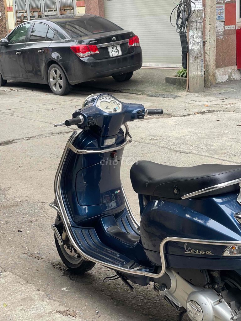 PIAGIO VESPA xe chính chủ muốn bán. Mua bán Xe máy tại Quận Nam Từ Liêm Hà Nội được đăng bởi VÂN ANH hình 3