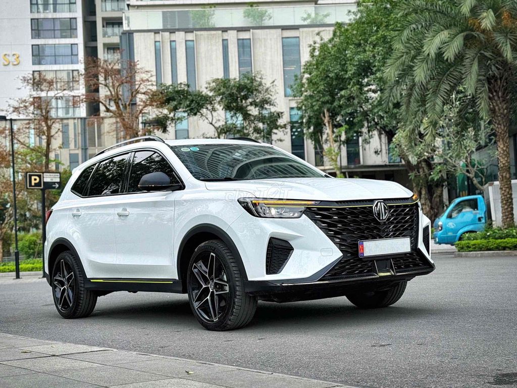 MG RX5 2024 luxury - 1000 km. Mua bán Ô tô tại Quận Cầu Giấy Hà Nội được đăng bởi Thái Hoàng Long Auto hình 4