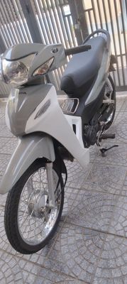 Honda Wave Alpha 2025 3000 km Xám trắng