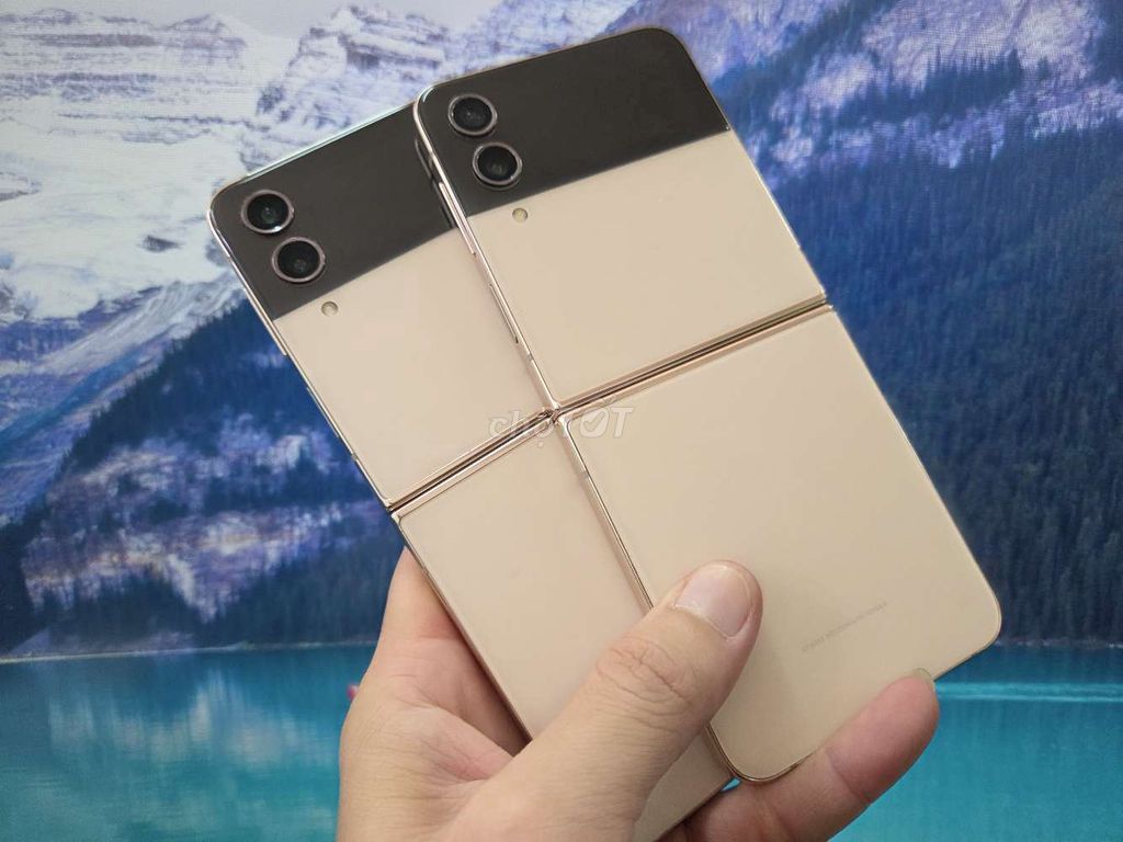 Samsung Galaxy Z Flip4 5G Vàng 8/256 GB . Mua bán Điện thoại tại Quận 5 Tp Hồ Chí Minh được đăng bởi Androidgiare hình 1