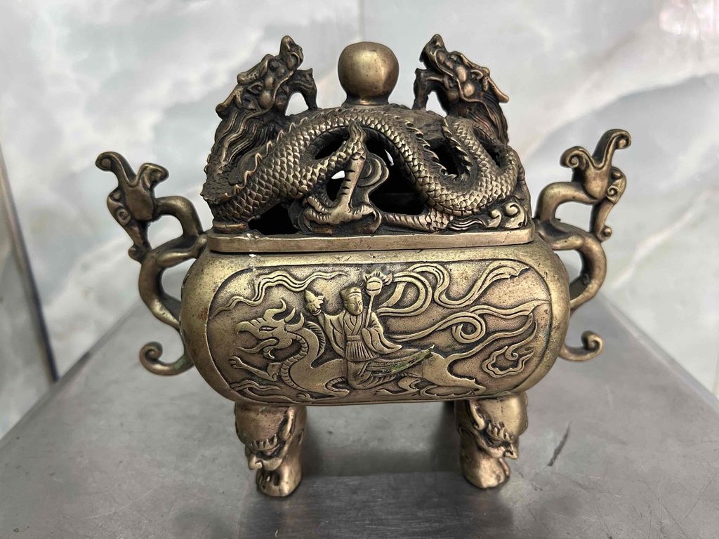 Lư hương đồng cổ điển Rồng thờ cúng. Mua bán Đồ sưu tầm, đồ cổ tại Quận Phú Nhuận Tp Hồ Chí Minh được đăng bởi Khanh ly hình 1