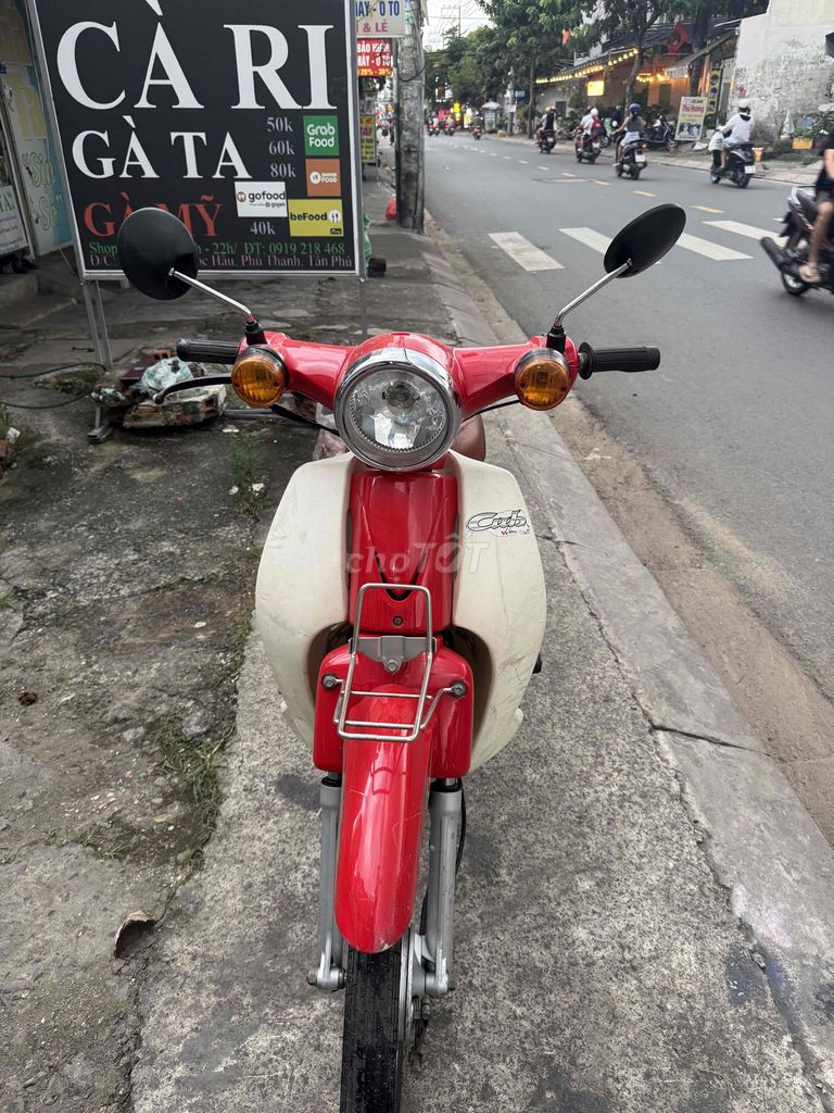 Xe máy Cúp 50cc Đỏ Trắng. Mua bán Xe máy tại Quận Tân Phú Tp Hồ Chí Minh được đăng bởi Anh thành hình 4