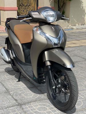 Bán xe Sh mode 2018 khoá Smarkey màu vàng cát cực. Mua bán Xe máy tại Thành phố Vũng Tàu Bà Rịa - Vũng Tàu được đăng bởi Bảo Gia