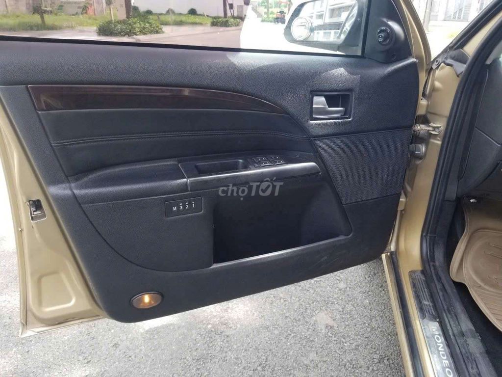 Ford Mondeo 2.5 At full option. Mua bán Ô tô tại Thành phố Thủ Đức Tp Hồ Chí Minh được đăng bởi Xuân hình 8