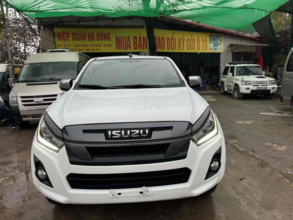 Isuzu Dmax 2018 - MT zin