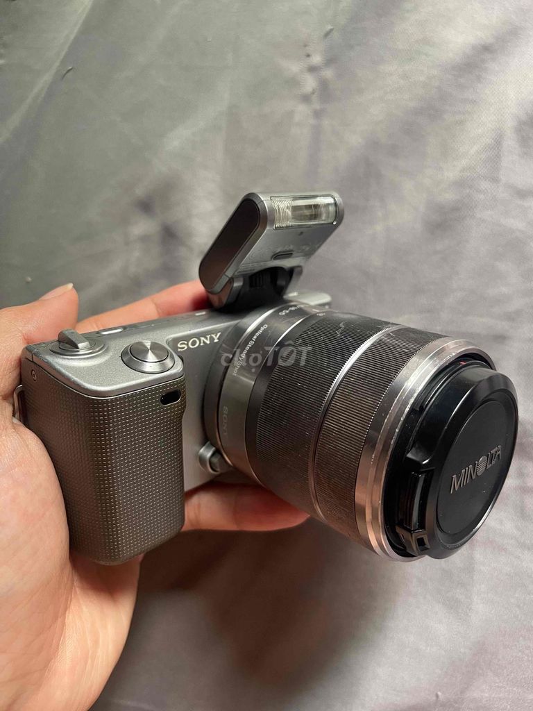 Máy ảnh Sony NEX-5. Mua bán Máy ảnh, Máy quay tại Quận Hoàng Mai Hà Nội được đăng bởi Đạt hình 1