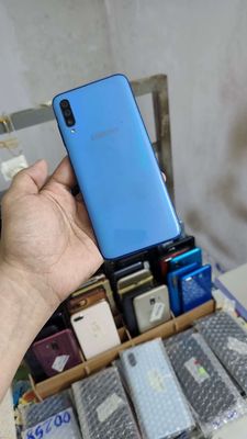 Samsung A70, ram 8gb, 128gb, zin
