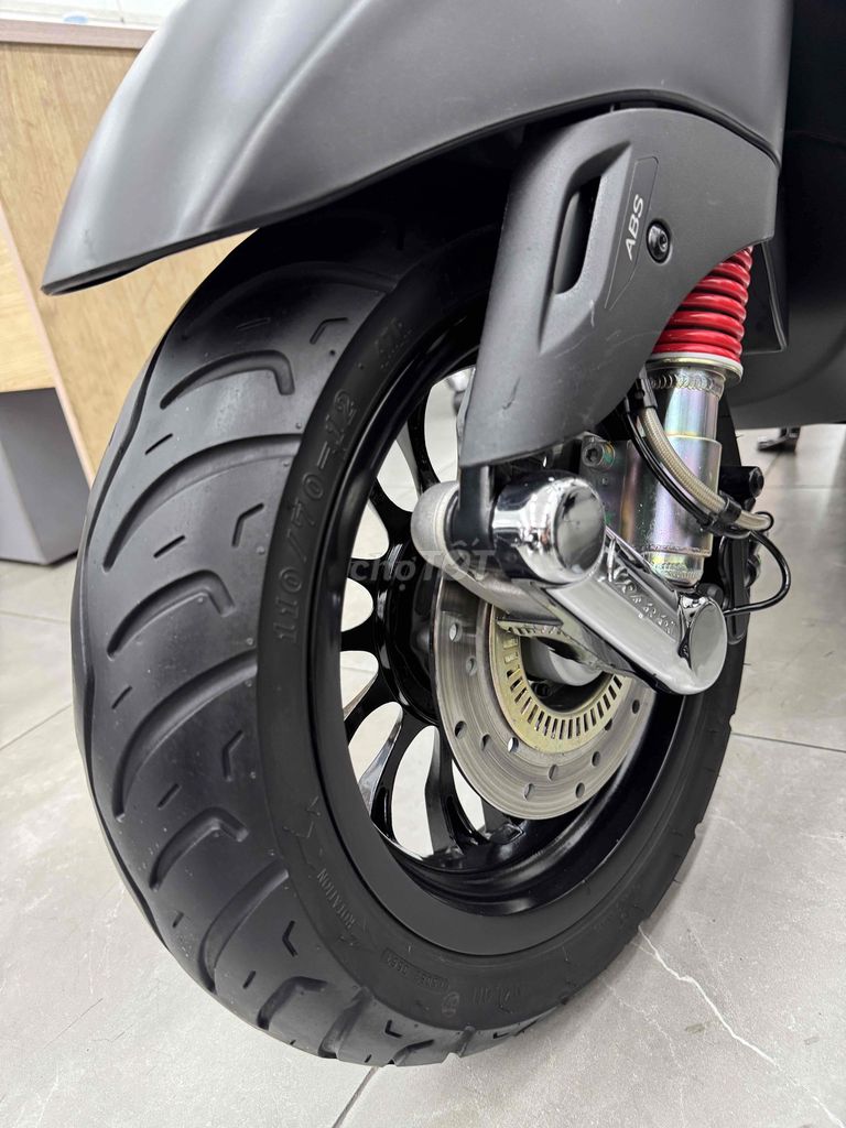 Vespa 150 ABS 2024  3k km  BSTP. Mua bán Xe máy tại Quận Phú Nhuận Tp Hồ Chí Minh được đăng bởi  vespa Nam Phương hcm  hình 4