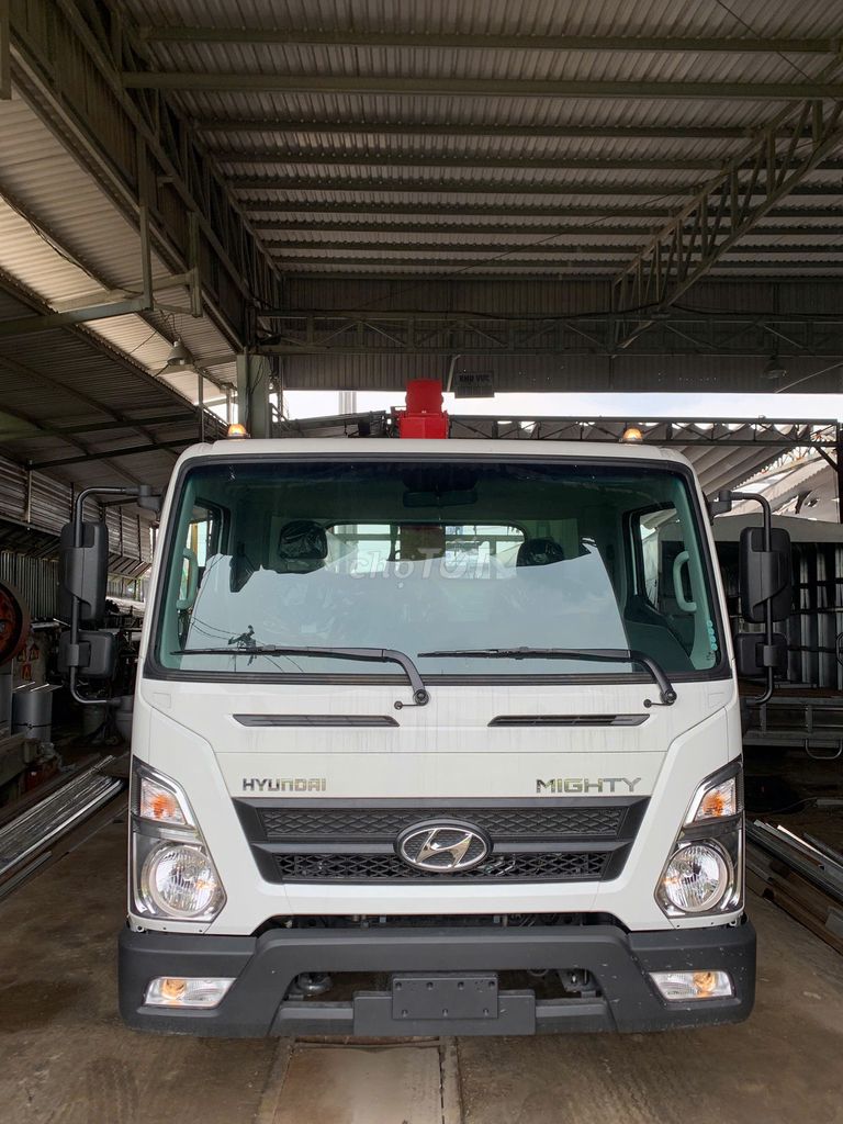 Xe Tải Hyundai Mighty EX900XL Gắn Cẩu Unic 3 Tấn. Mua bán Xe tải, xe ben tại Thành phố Thuận An Bình Dương được đăng bởi Ngọc Minh hình 2