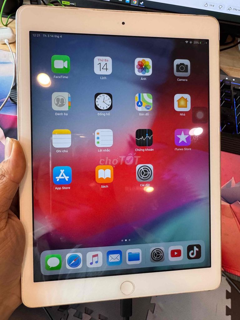 Apple iPad Air 64GB 4G Trắng. Mua bán Máy tính bảng tại Quận Tân Bình Tp Hồ Chí Minh được đăng bởi Thanh Già hình 1