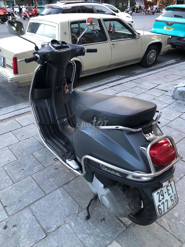 Piaggio Vespa S 125 3vie Серый Вьетнам
