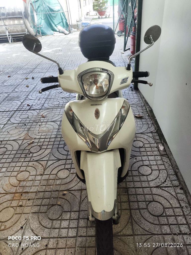 Honda SH Mode, белый, 50 000 км