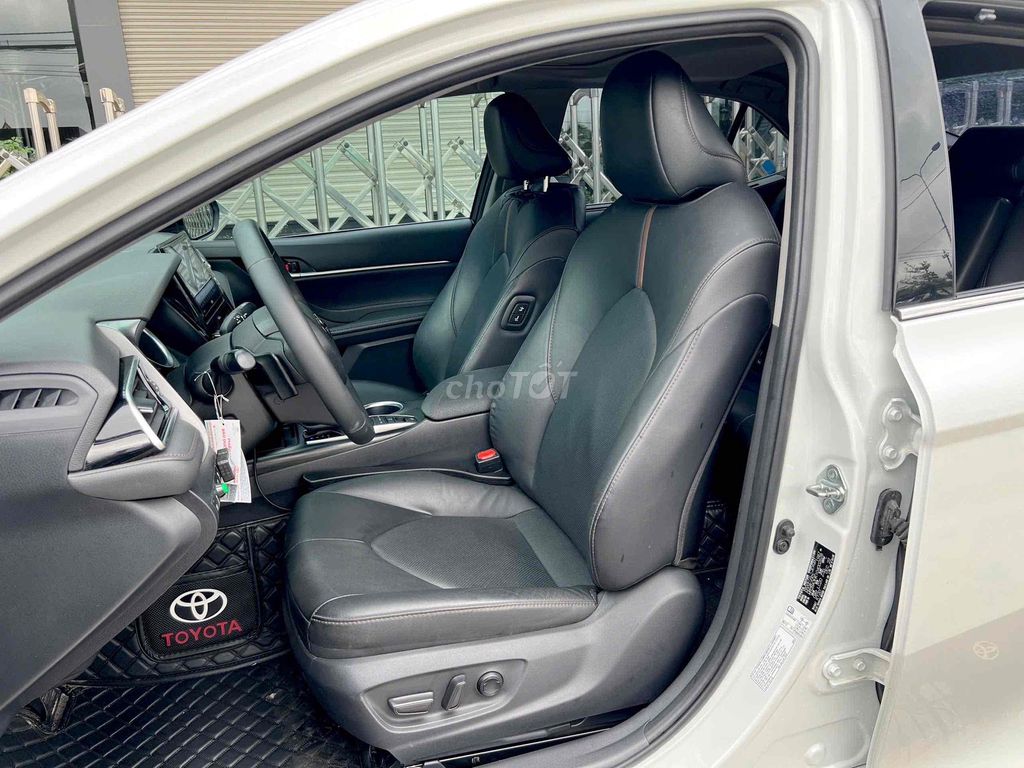 Toyota Camry 2022 2.0 Q. Mua bán Ô tô tại Quận Đống Đa Hà Nội được đăng bởi Hùng Nguyễn hình 11