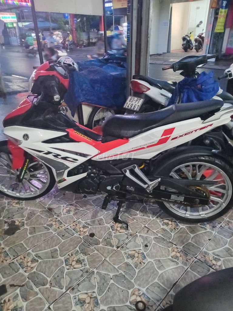 Yamaha Exciter 150 Đỏ trắng. Mua bán Xe máy tại Quận Bình Tân Tp Hồ Chí Minh được đăng bởi Cường phát  hình 3
