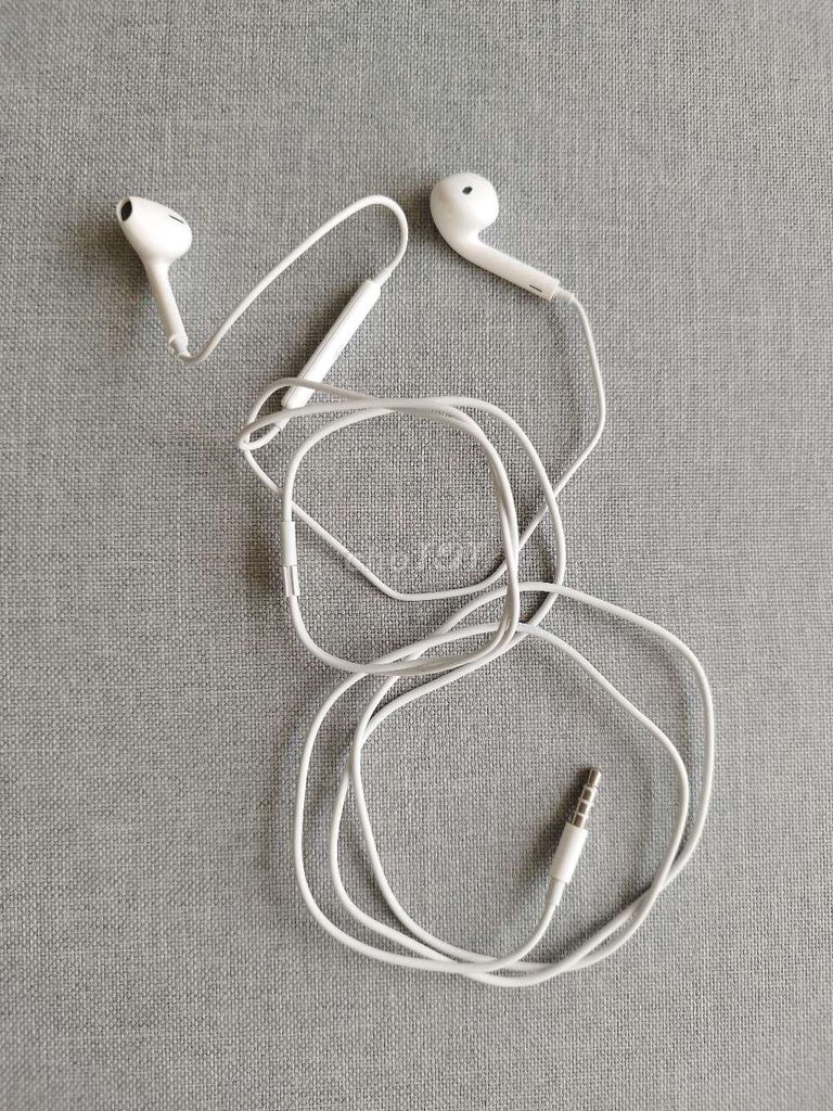 Tai nghe IPhone jack 3.5mm zin bóc máy. Mua bán Tivi, Âm thanh tại Quận Tân Phú Tp Hồ Chí Minh được đăng bởi Đăng Nguyễn hình 1