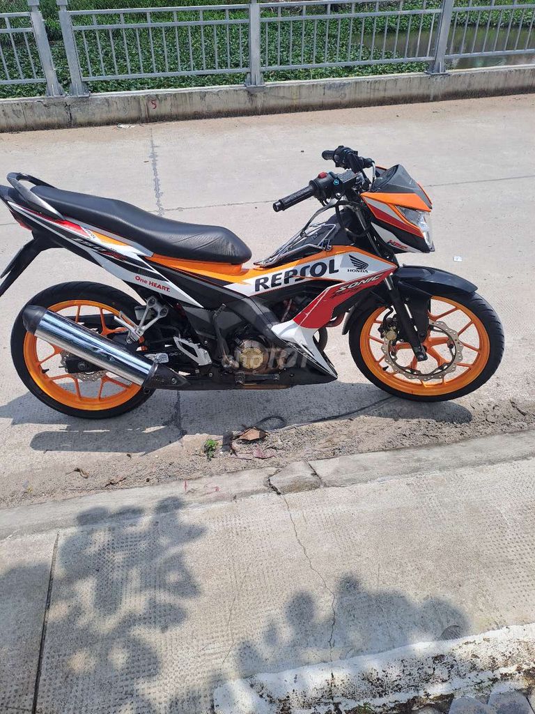 Câm ban xe như hinh. Mua bán Xe máy tại Quận 12 Tp Hồ Chí Minh được đăng bởi hoàng đạt  hình 2