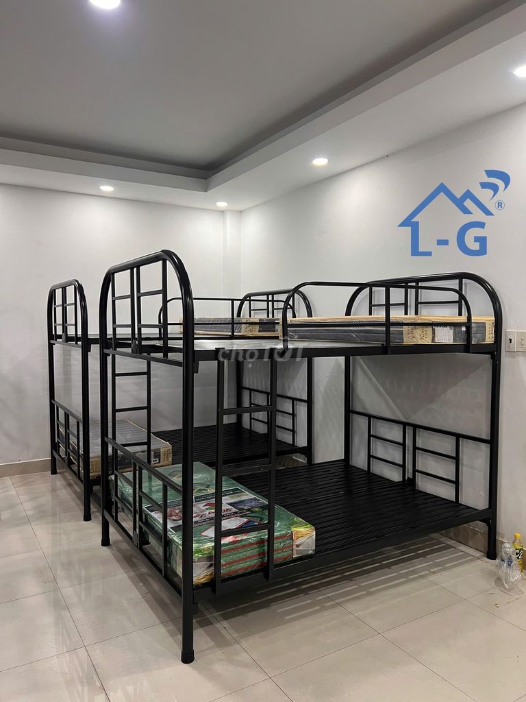 Giường tầng Ống tròn -GIƯỜNG TẦNG SẮT-GIƯỜNG SẮT==. Mua bán Giường, chăn ga gối nệm tại Quận 7 Tp Hồ Chí Minh được đăng bởi Nội thất Quang Hùng hình 1