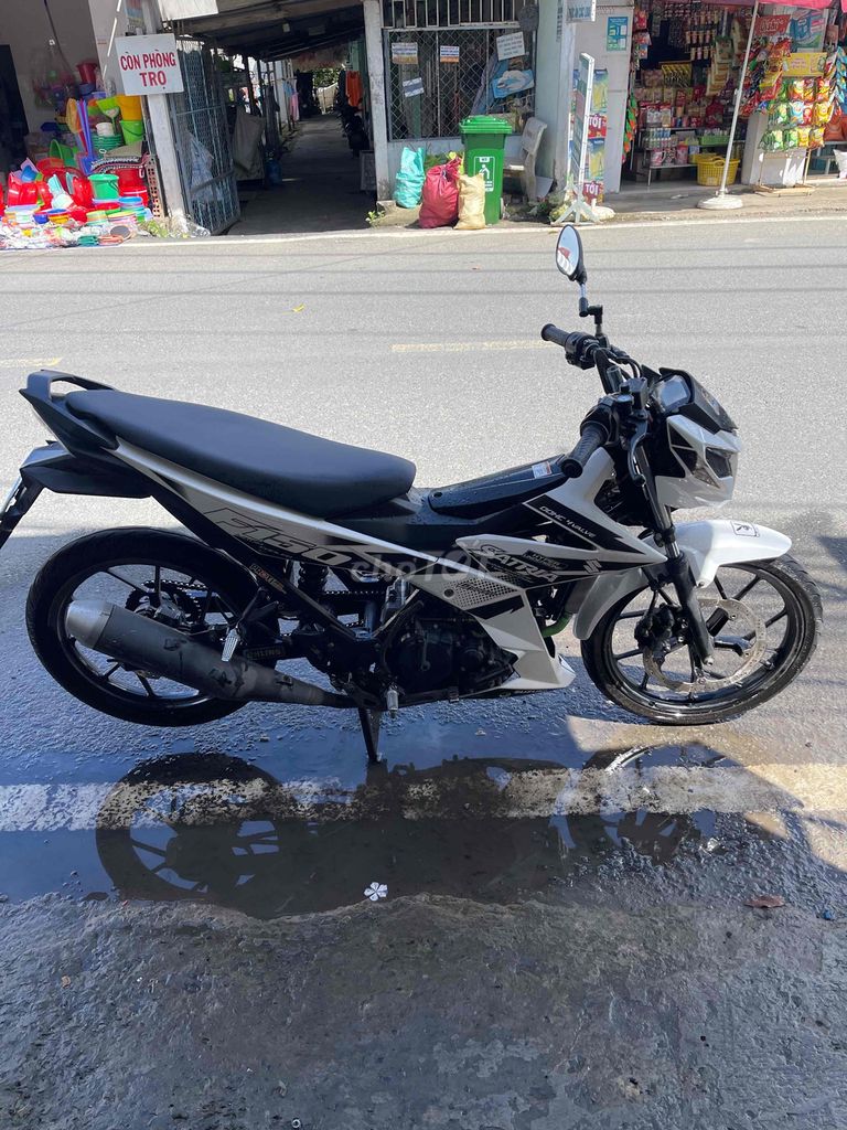 satria Fi 2019 trắng ngọc Trinh biển 65 máy êm ru. Mua bán Xe máy tại Quận Cái Răng Cần Thơ được đăng bởi Cầm Đồ Minh Tấn hình 4