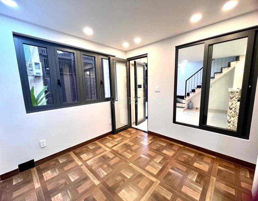 🏡 BÁN NHÀ ĐẸP ĐƯỜNG 3/2, P14, Q10 – 7.4 TỶ TL
