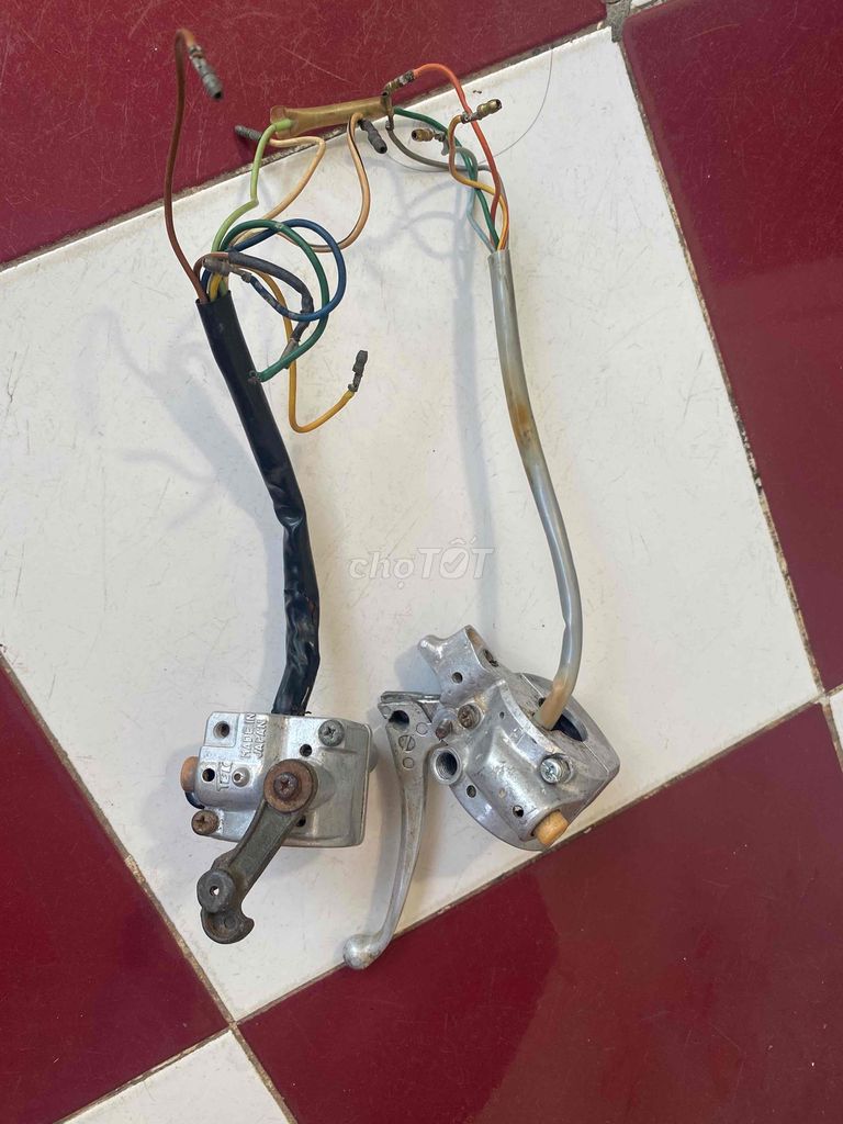 cùm điện xe DD cub 82 có đề zin theo xe. Mua bán Phụ tùng xe tại Quận Ninh Kiều Cần Thơ được đăng bởi Nguyễn lưu y hình 6