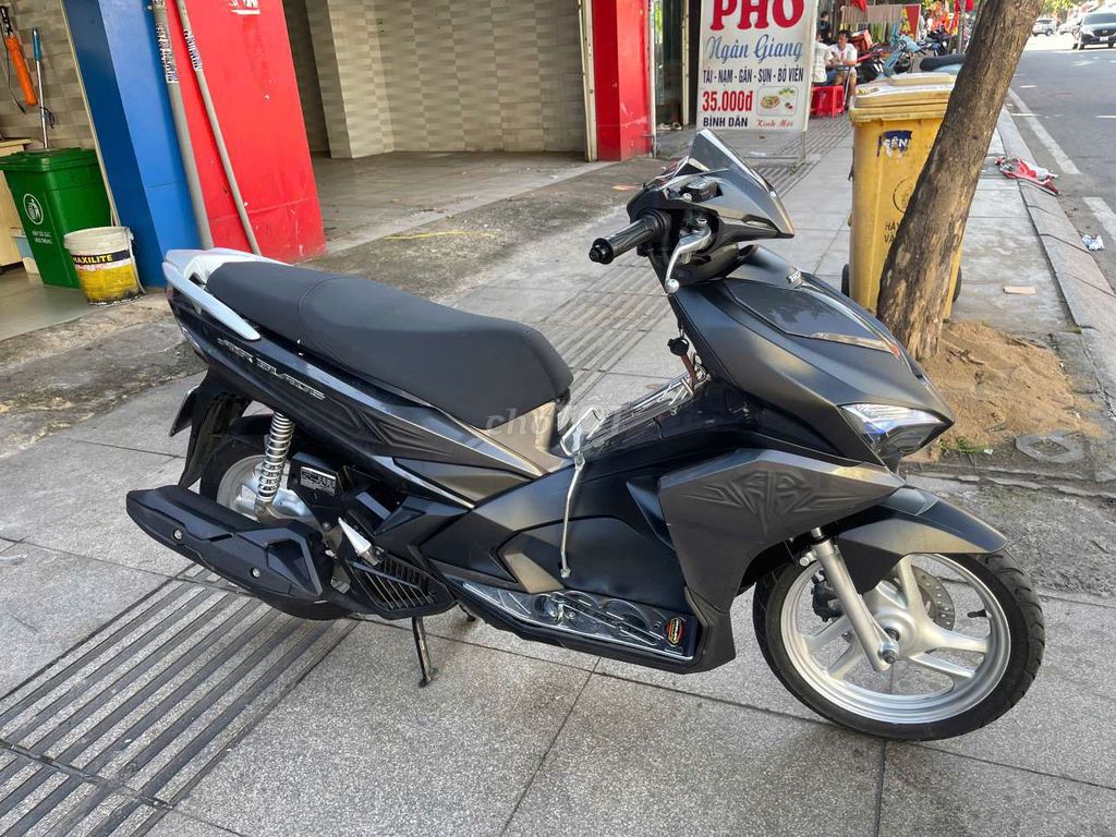 Honda air blade 2017 mới 90% bs76 chính chủ