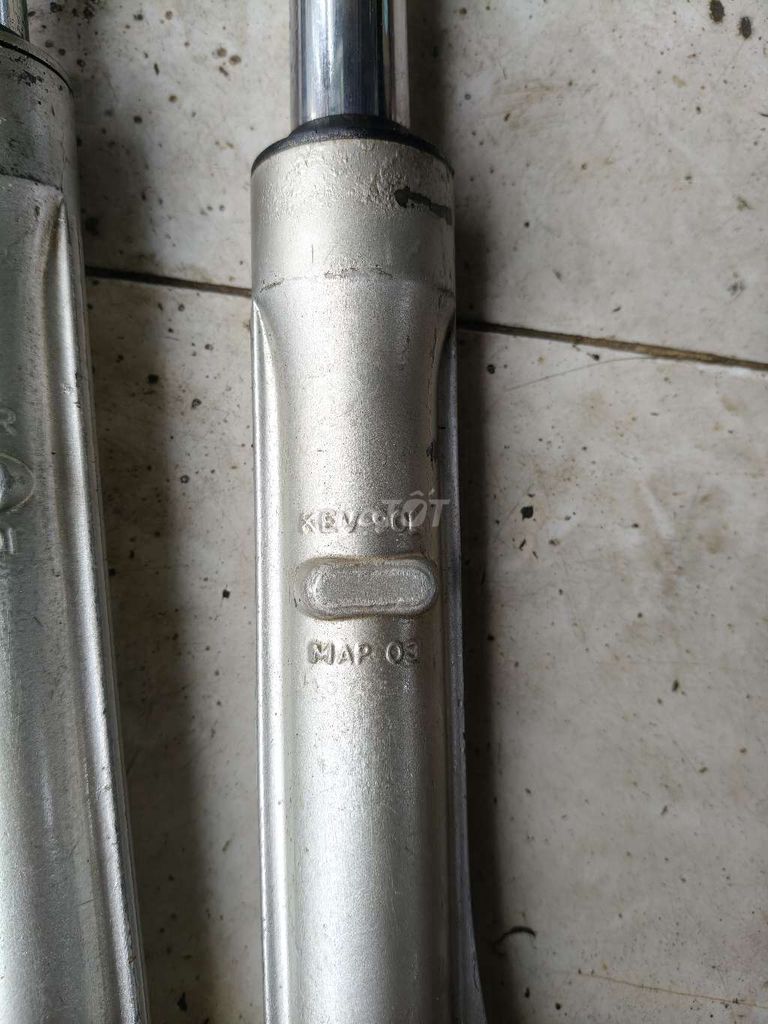 Cần bán gấp phuộc trước wave 2002. Mua bán Phụ tùng xe tại Thành phố Thủ Dầu Một Bình Dương được đăng bởi Hoàng  hình 4