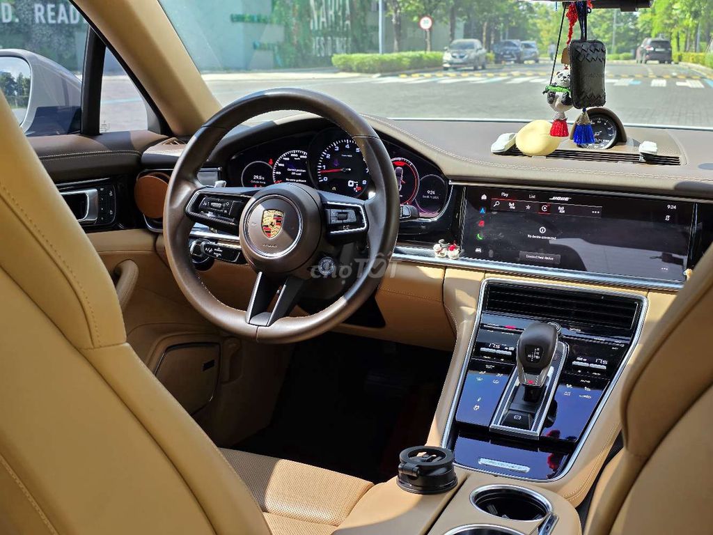 Porsche Panamera4 model 2023 30.000km. Mua bán Ô tô tại Quận 1 Tp Hồ Chí Minh được đăng bởi Duy Nguyễn hình 4