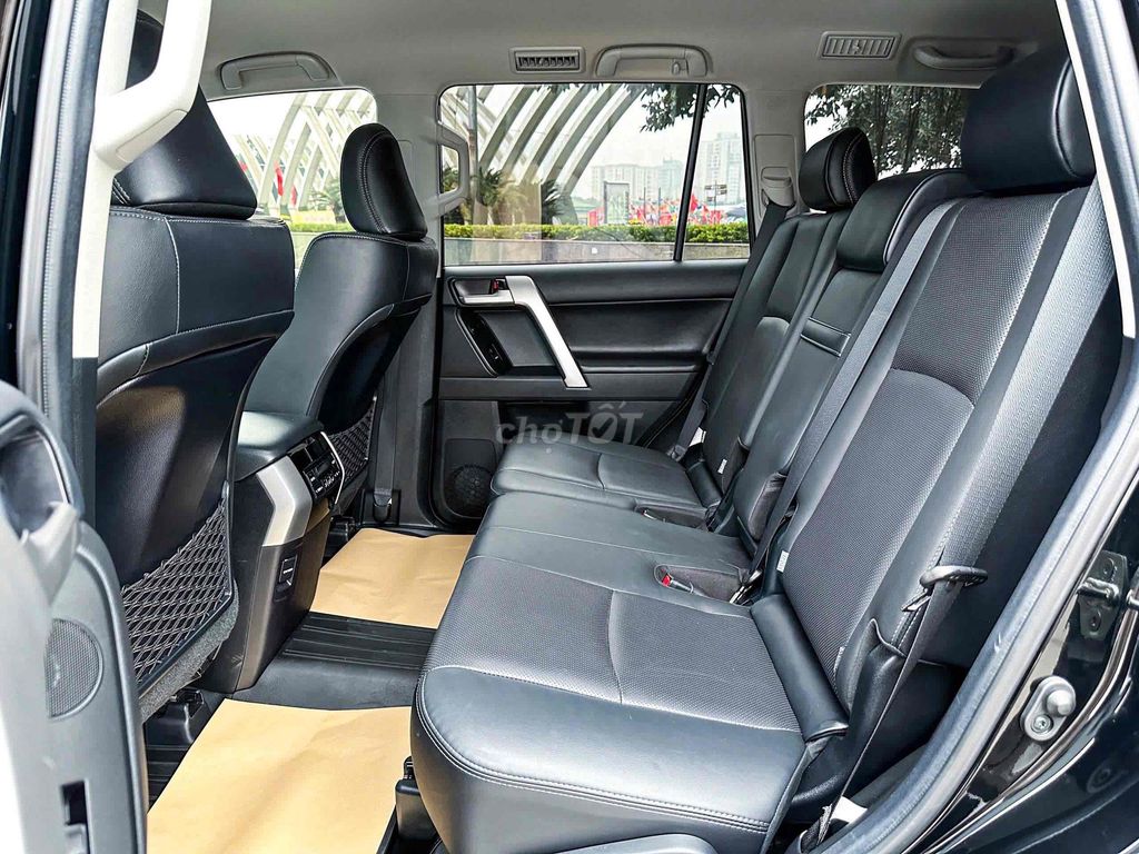 Toyota Land Cruiser Prado VX 2.7 sx 2023 màu Đen. Mua bán Ô tô tại Quận Cầu Giấy Hà Nội được đăng bởi Cao Quý hình 18