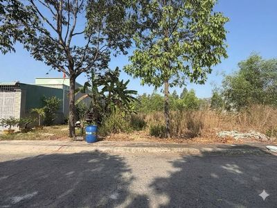 Chủ kẹt tiền bán gấp lô đất 150m2 Gần Đại học Việt Đức, đầu tư Xây trọ