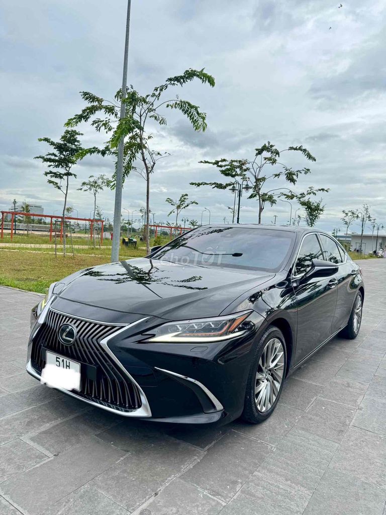 Lexus ES 2020 250 - 27600 km. Mua bán Ô tô tại Quận 7 Tp Hồ Chí Minh được đăng bởi Duy Phạm hình 3