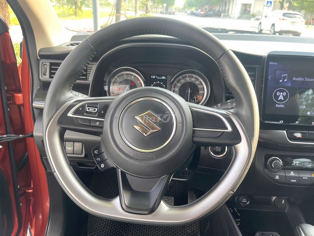 Suzuki XL7 sx 2021 màu cam. Mua bán Ô tô tại Quận Thanh Xuân Hà Nội được đăng bởi Thanh Biz Nguyễn Thái Auto hình 7