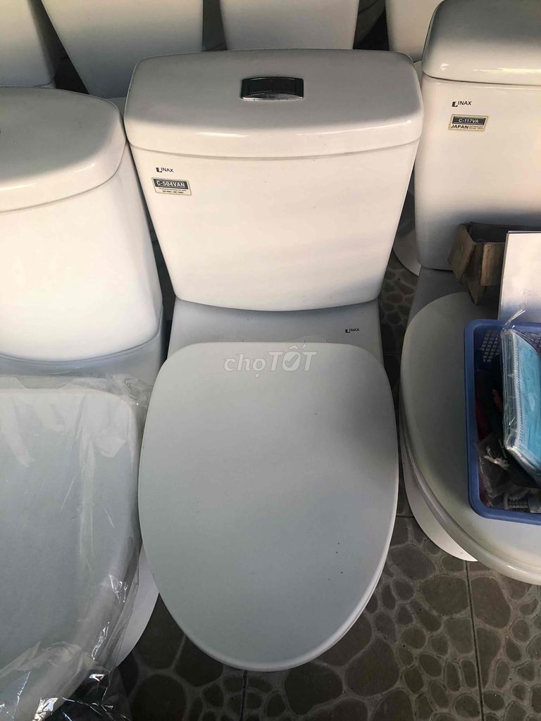 Bồn cầu Inax C-504VAN Trắng Sứ. Mua bán Thiết bị vệ sinh, nhà tắm tại Quận Tân Phú Tp Hồ Chí Minh được đăng bởi Mua bán bồn cầu TBVS cũ hình 1