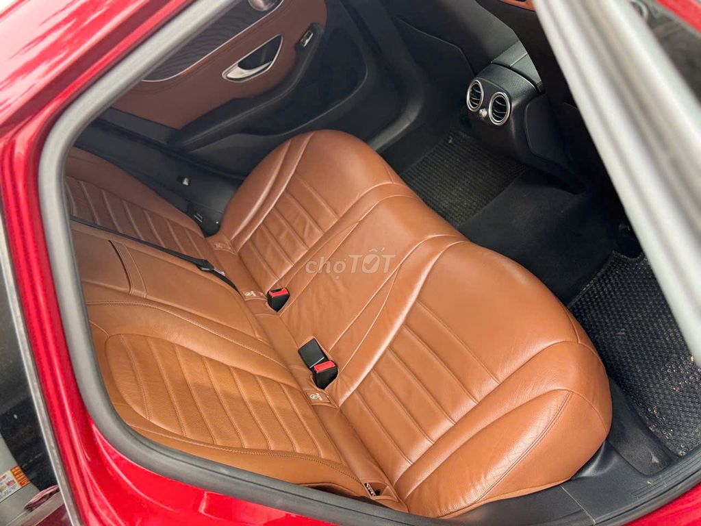 Mercedes Benz GLC Class 2017 300 - 55000 km. Mua bán Ô tô tại Quận Thanh Xuân Hà Nội được đăng bởi Nguyễn Tuấn Hoàng hình 16