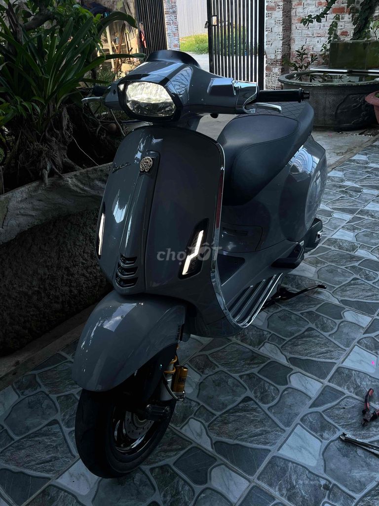 cần bán vespa đk lần đầu t10 2020. Mua bán Xe máy tại Quận Ngũ Hành Sơn Đà Nẵng được đăng bởi Hồ Nhi hình 4