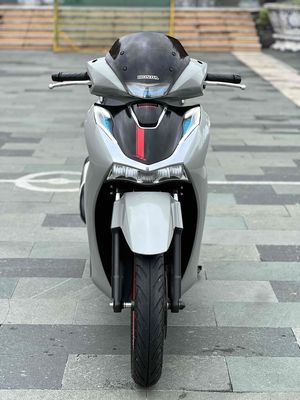 ❤️SH 160ABS 2024 cop3200km FUL LED Audi Trước Sau. Mua bán Xe máy tại Thành phố Thủ Đức Tp Hồ Chí Minh được đăng bởi Hiếu 