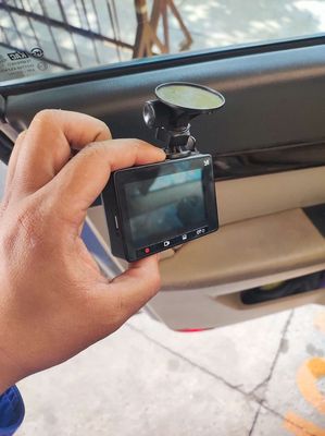 Yi dashcam. Mua bán Máy ảnh, Máy quay tại Thành phố Tân An Long An được đăng bởi Thịnh