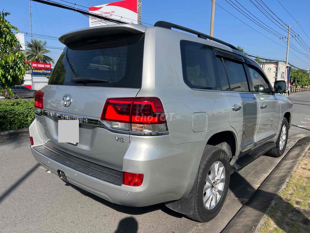 Toyota Land Cruiser 2016 VX 4.6L. Mua bán Ô tô tại Thành phố Thủ Đức Tp Hồ Chí Minh được đăng bởi Tân hình 6